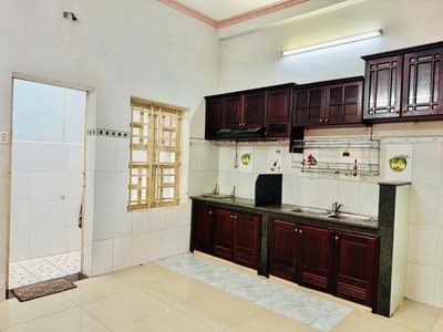 Bán nhà đường 160, tăng nhơn phú a, q.9, tp hcm. dt 68m2, 2 tầng, 3pn, sổ hồng. giá 6.1 tỷ. lh: 2