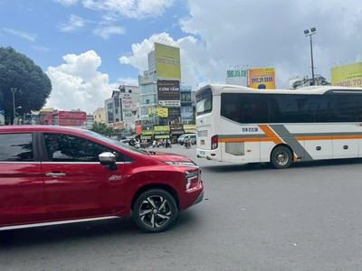 Bán đất căn góc 3 mt trần phú   phường 4, quận 5  40x50  vị trí kim cương 1