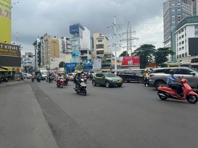 Bán đất căn góc 3 mt trần phú   phường 4, quận 5  40x50  vị trí kim cương 3