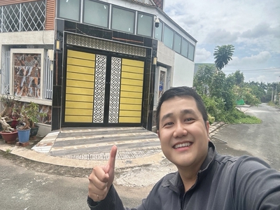 Chính chủ bán nhà gần vinhomesgrandpark, đường nhựa 6m. chỉ 4 tỷ x 1