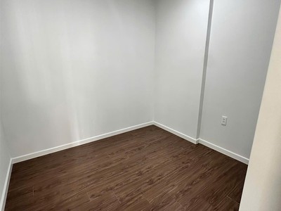 Bán nhanh nhà phố 4