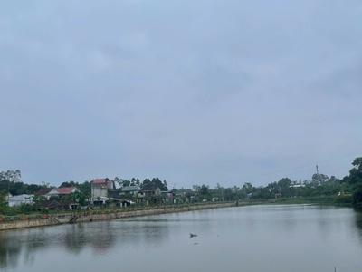 Bán đất đẹp đường Phùng Quán giá rẻ, view hồ thoáng mát 1