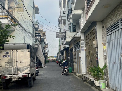 Nhà Đẹp 3 Tầng 52M2 5.3 Tỷ Hiệp Thành Q12 5