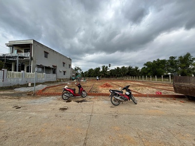 Lô đất sát trục quốc lộ giá nhỉnh 7,xx triệu/nền 0