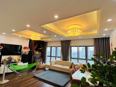 Chính chủ cần bán căn hộ cao cấp đẹp - giá tốt - vị trí đẹp tại toà e mullberry lane, mộ lao, hà 0
