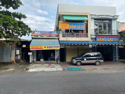 Bán nhà đẹp - giá tốt - bán nhanh nhà ngay kcn mỹ phước 1, p. thới hòa, bến cát, bình dương 2