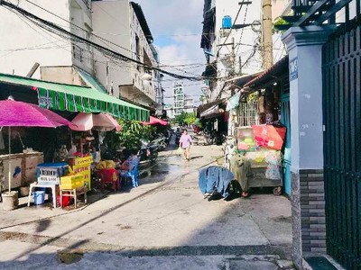 Hiếm 2 mặt hxh 5pn khép kín dòng t.iền 15tr gần chợ tân hương 1