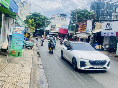 Mặt tiền đường 20m    3p aeon mall   2 tầng   88m  ngang 5.6   nhỉnh 15 2