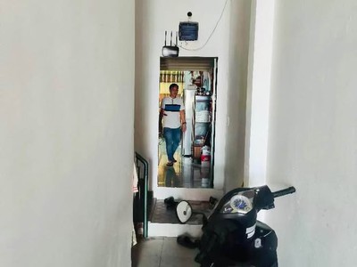 Hiếm 2 mặt hxh 5pn khép kín dòng t.iền 15tr gần chợ tân hương 4