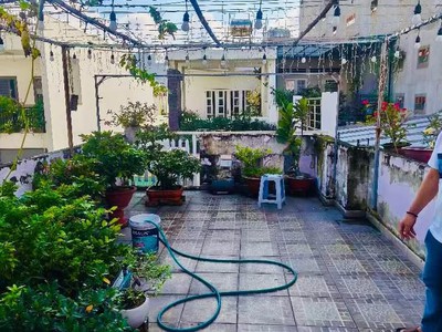 Hiếm 2 mặt hxh 5pn khép kín dòng t.iền 15tr gần chợ tân hương 2