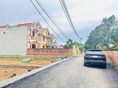 Suất ngoại giao lô đất 100m2 full thổ cư tại phú cát, quốc oai, hà nội. giá tốt 3 tỷ 0