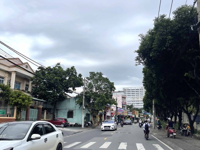 Siêu hiếm nhà mặt tiền kd siêu đỉnh linh chiểu thủ đức 3 tầng, ngang khủng 8.6m chỉ 4 tỷ nhỉnh. 0