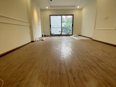 Ban nhà riềng 5 tầng 5p ngủ phố nguyễn văn cừ- long biên 32m2 x 8.6 tỷ. 1