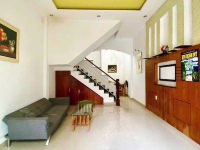 Nhà hẻm xe hơi âu cơ - đang cho thuê dòng tiền mỗi tháng hơn 10tr- full nội thất - 3 tầng - 44m2 - 0