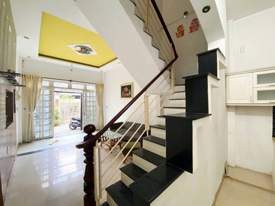 Nhà hẻm xe hơi âu cơ - đang cho thuê dòng tiền mỗi tháng hơn 10tr- full nội thất - 3 tầng - 44m2 - 3