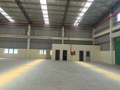 Cho thuê nhà kho 410m2 tại Hoà Khánh sẵn điện, giá chỉ 20 triệu/tháng 0