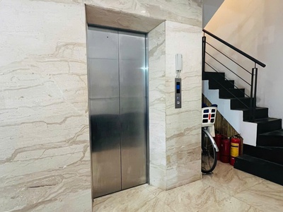 Chính chủ bán nhà mới 6 tầng thang máy tặng full nội thất đang cho thuê thầu 25tr/tháng 2