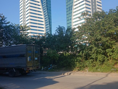 Duy nhất siêu lô đẹp đô nghĩa ô tô vỉa hè gần bv nhi đh phenik.a 0