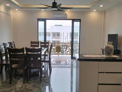 Bán nhà nguyễn văn linh. 50m . không cõ căn thứ hai. gần trường,chợ , vinhome . có thể kinh doanh 1