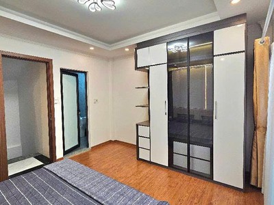  bán nhà phúc lợi   thông số đẹp  35m2. mt: 5m -oto 4 chỗ đỗ cửa   full nội thất   chỉ việc về ở 1