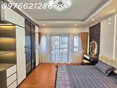  bán nhà phúc lợi   thông số đẹp  35m2. mt: 5m -oto 4 chỗ đỗ cửa   full nội thất   chỉ việc về ở 2