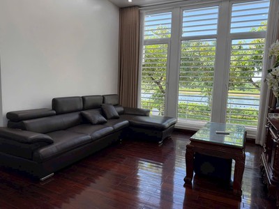 Cho thuê căn biệt thự View hồ khu Đông Nam Cường, TP HD, 240m2, 3 tầng, 4 ngủ, giá hợp lý 0