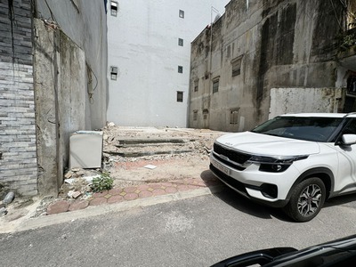 Bán 62,1m2 đất đường T Trâu Quỳ Vị trí đẹp phù hợp vừa ở vừa kinh doanh khách sạn/ cc mini 2