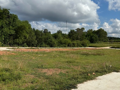 Bán đất kiệt 176 đường Dạ Lê, TP Huế. Đã có sổ, giá 620tr 100m2 2