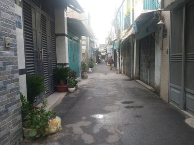 Bán nhà 2 tầng - HXH đường Quang Trung- Gần Vincom Quang Trung- 4x11m- Giá 4.9 tỷ TL 0