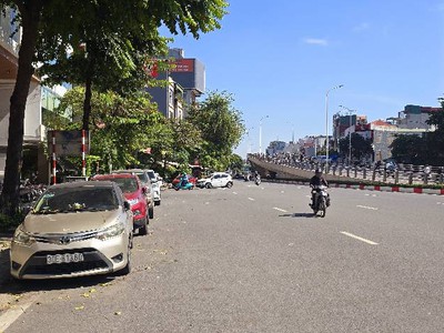 Vị trí triệu đô   Căn hộ tập thể MẶT PHỐ ĐẠI CỒ VIỆT   2 Ngủ   An Sinh đỉnh     Chỉ 3.18 Tỷ 0