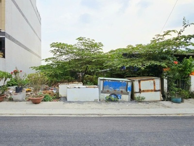 Đất Mặt Tiền 232m    Ngang 10m Vuông Vức   Gần UBND P. Long Phước   Giá 11 Tỷ TL   Diện tích: 10 x 1