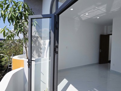 Nhà Phố 62m 3 Tầng Hoàn Công Đủ Đường Ô Tô 7m Gần Vinhomes Grand Park Giá 5.7 Tỷ TL 2