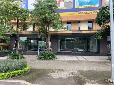 Cho thuê mặt bằng thương mại cao cấp 243m2 tầng 1 tại 6th Element, Tây Hồ Tây 2