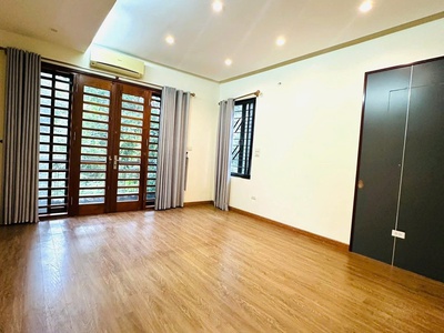 Nhà đẹp chính chủ - giá tốt - vị trí đẹp tại nguyễn cơ thạch kđt mỹ đình , nam từ liêm 2