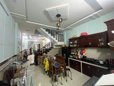 Nơ trang long - p11 - 70m2 - 2 tầng 4.1 x16 - hẻm xe hơi - sổ nở hậu - tiện xây mới - 6.5 tỷ 0