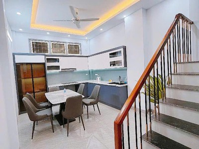 Bán nhà riêng kim đồng hoàng mai, giá 16.5 tỷ, dt 48m2, thang máy, siêu đẹp 2