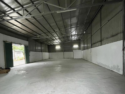 Cho thuê nhà kho mới xây   sẵn điện nước tại Cẩm Lệ   giá chỉ 12 triệu 0