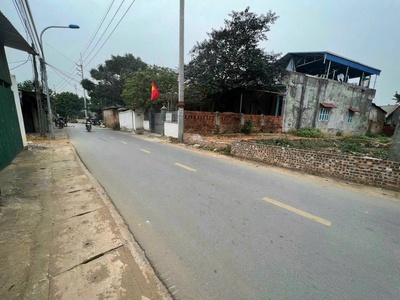 Bán lô đất mặt đường trục chính 121m trại láng, cổ đông 1