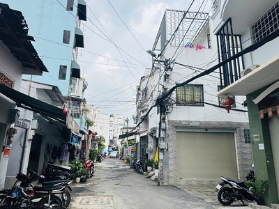 Nhà đẹp kinh doanh   hẻm 8m thông   huỳnh thiện lộc -tân phú   dt  4 10    2 tầng btct   giá chỉ 2