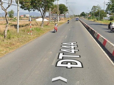 Chủ có 1 lô mặt tiền trục chính xuống long hải 3