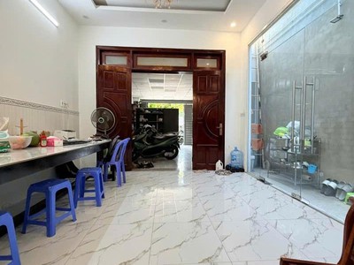 Mặt tiền phạm thị giây vừa ở vừa kinh doanh đỉnh - nhà 2 tầng 150m2 ngang 5 mét - ô tô ngủ trong 2