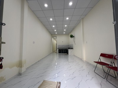 Chỉ 4.5 tỷ bán nhà hẻm xe hơi Hòa Bình- Tân Phú, 60m2-SHR 1