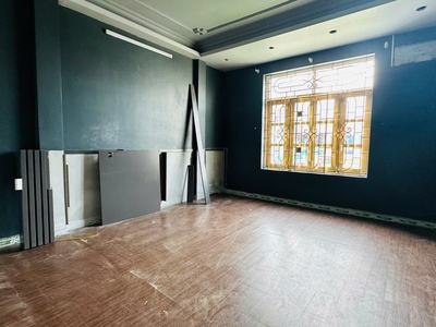 Cho thuê nhà mặt đường Trần Nguyên Hãn  gần trường Y  - vỉa hè siêu rộng - giá tốt 18 tr/tháng 2