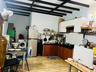 Bán nhà  đường số 44, phước long a, q.9, tp hcm. dt 110 m2, 2 tầng, 2pn, sh. giá 8.9 tỷ. 2