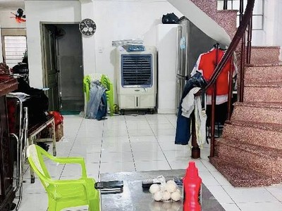 Giáp aeon   chợ tân hương   nhà đẹp 2 tầng   72m ngang 6   7.x 1