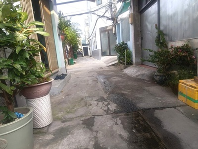 Siêu hiếm nhà 2 tầng 54m trường thọ thu nhập 10tr/th giá 5.2 tỷ -sổ vuông, hoàn công chuẩn 1