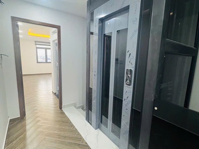 Tân hoà đông - giáp quận 6, tân phú - nhà đẹp 5 tầng - có thang máy - 86m2 -  4x21  - 7pn - 8wc 0