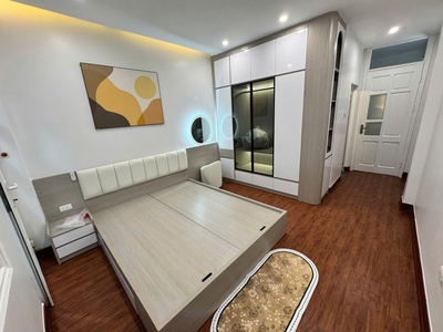 Bán nhà bồ đề   trung tâm long biên   sát phố cổ   40m    5 tầng   giá 10.x tỷ 3