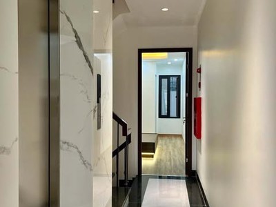 Ngõ to như phố - nội thất vip - vỉa hè đá bóng kinh doanh sầm uất - 7 tầng thang máy - hệ thống 3