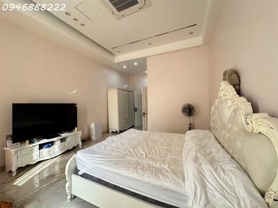 Nhà mặt đường lô góc chùa hàng - ngang 4.65m - lô góc cực đẹp 3